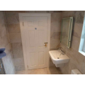 Family Bathroom 6.jpg