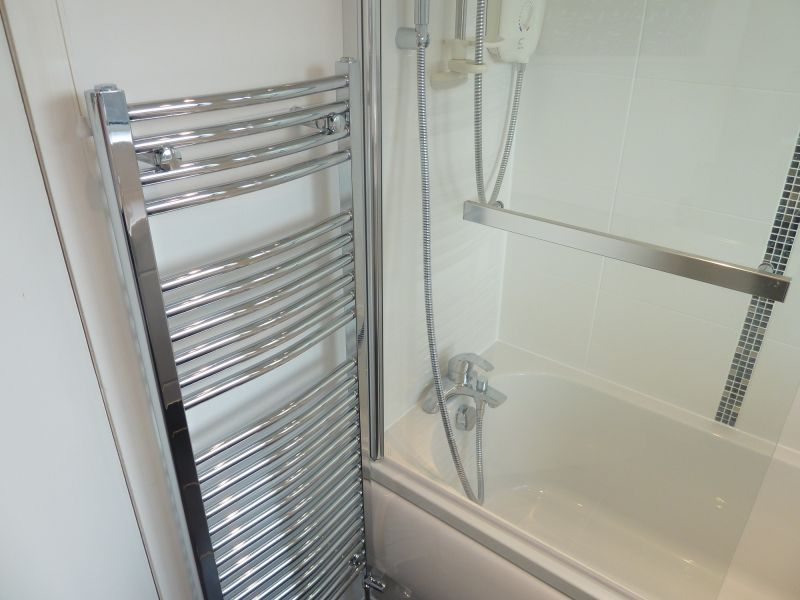 radiator and bath screen